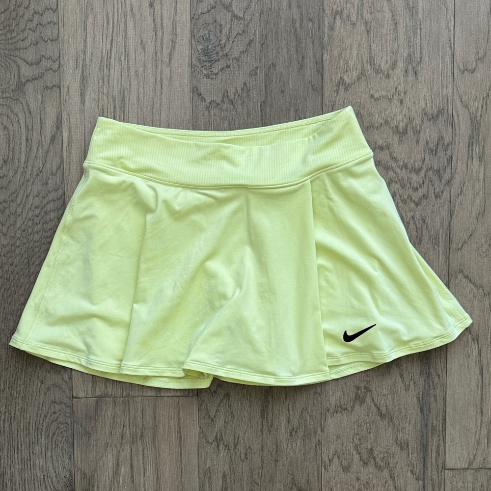 Nike Women’s Athletic Tennis Skort